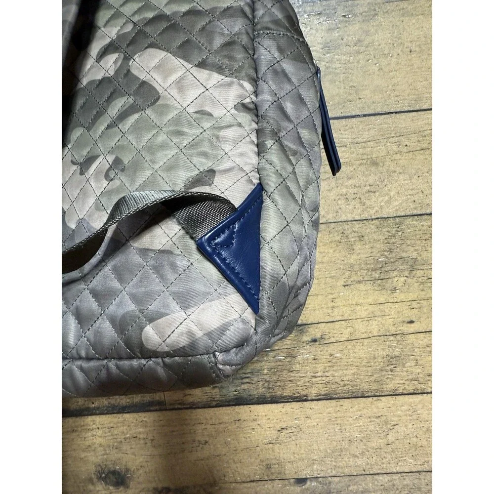 RARE - Tommy Hilfiger Alva Quilted Backpack in Army Green… Outdoor Camo Travel